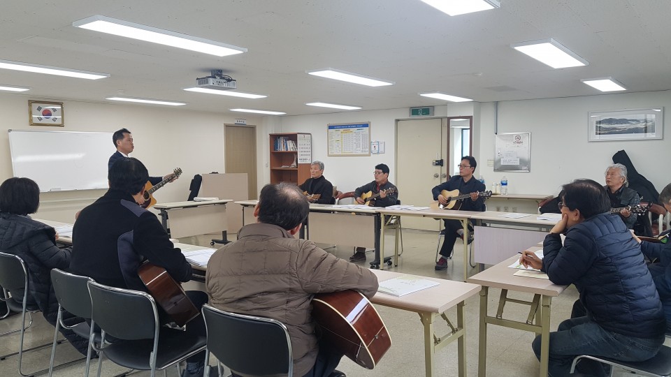 0b18189579dd09db6936f41fc492e932_1551932