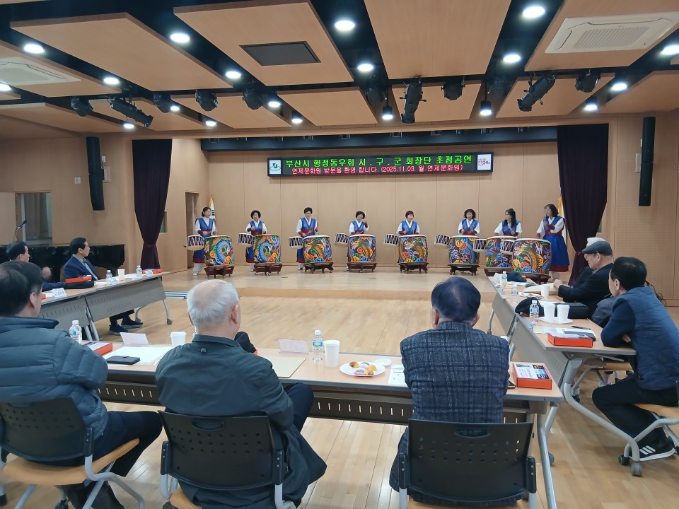 39b25ae271e56f63a994640309360e21_1762223